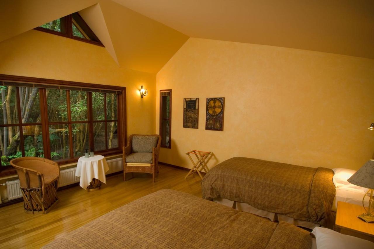 Yan Kee Way Lodge Bungalow Puerto Varas Bagian luar foto