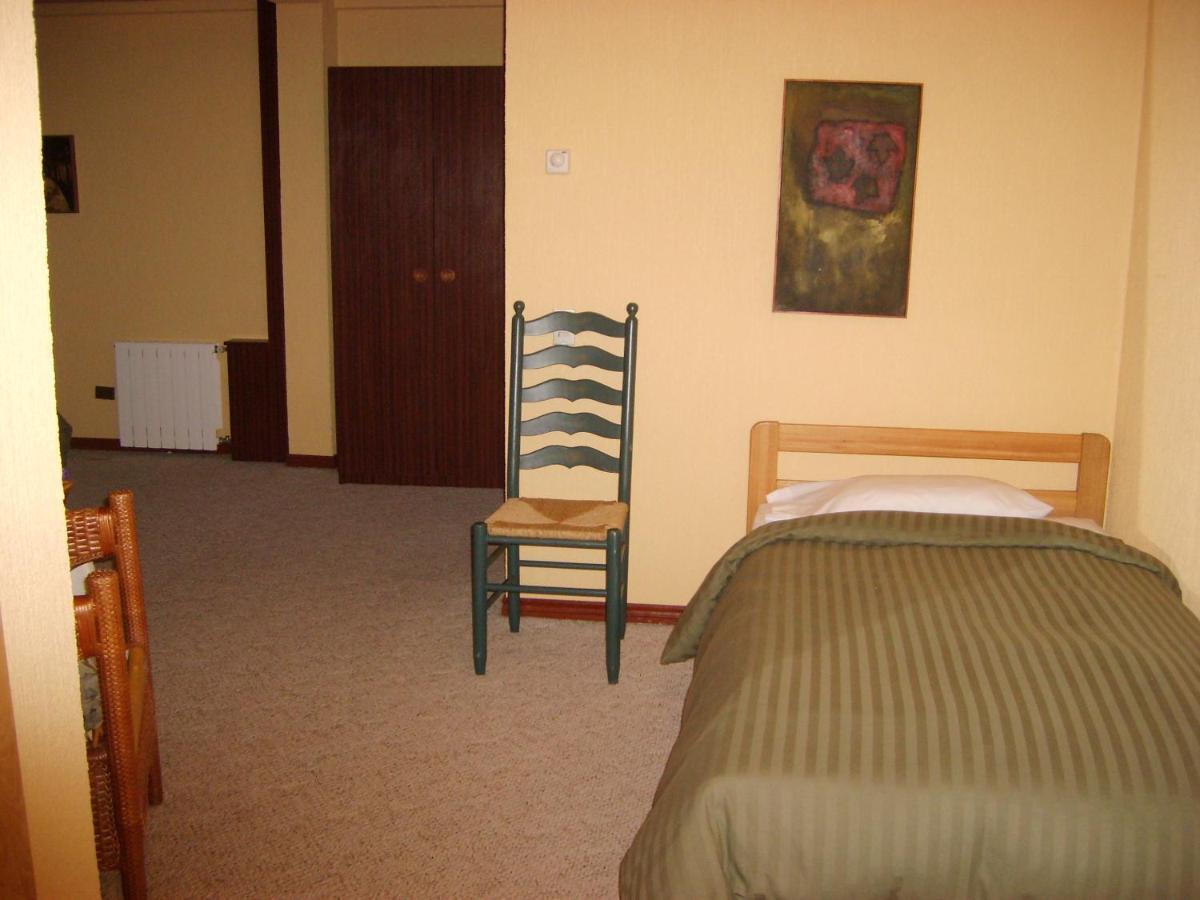 Yan Kee Way Lodge Bungalow Puerto Varas Bagian luar foto