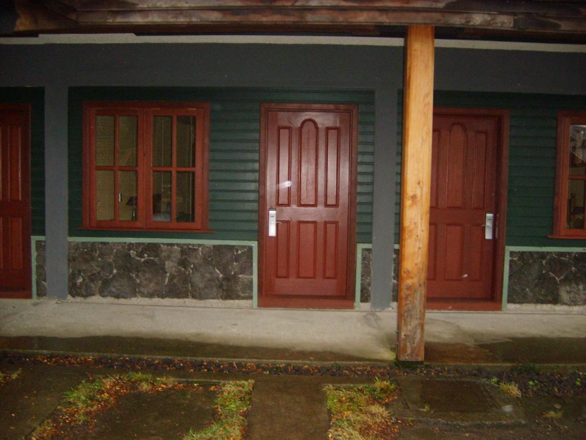 Yan Kee Way Lodge Bungalow Puerto Varas Bagian luar foto